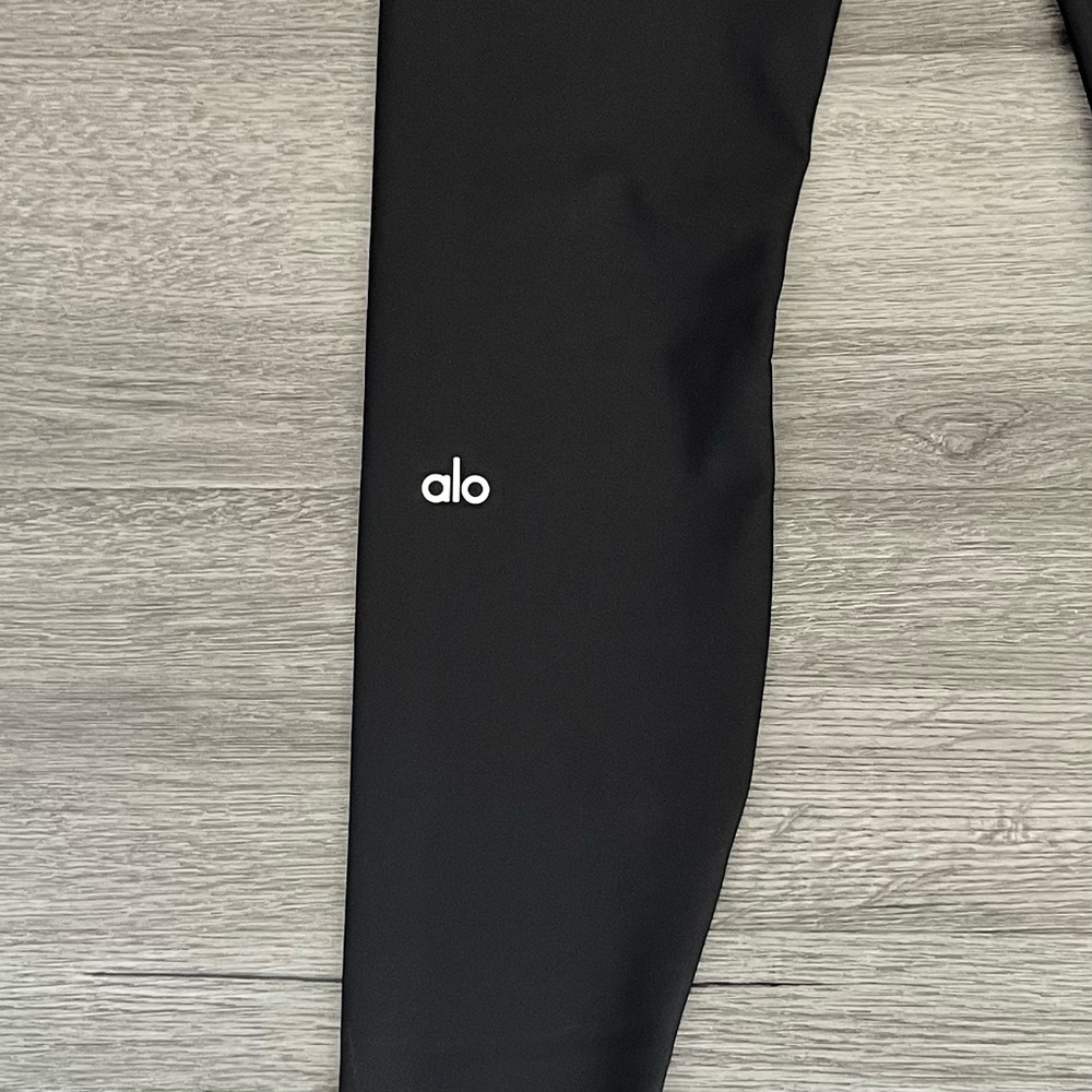 Alo Yoga Women's High-Waist Airlift Leggings - Black / Size S - Picture 10 of 15